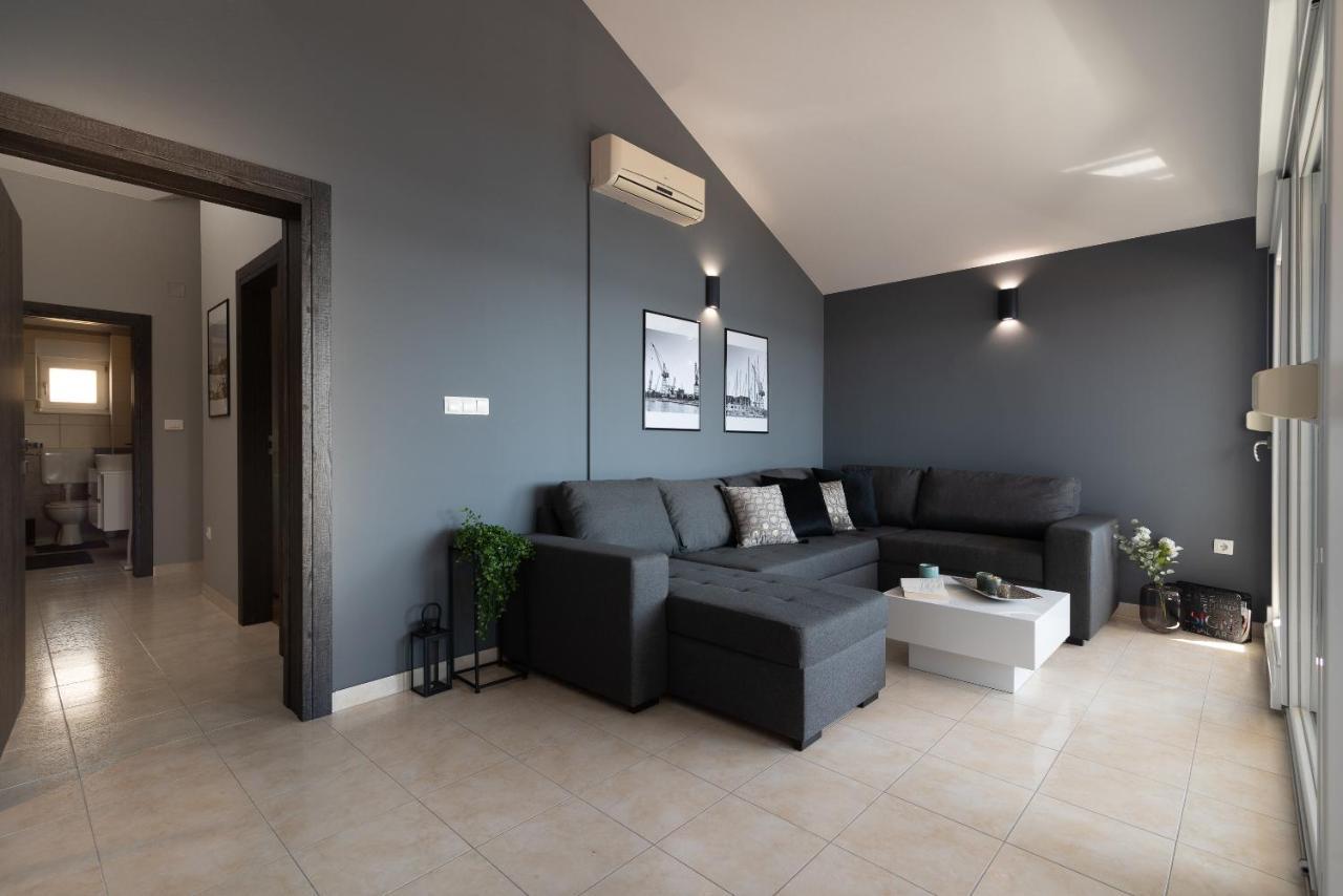 Apartment No. 8 Trogir Kültér fotó