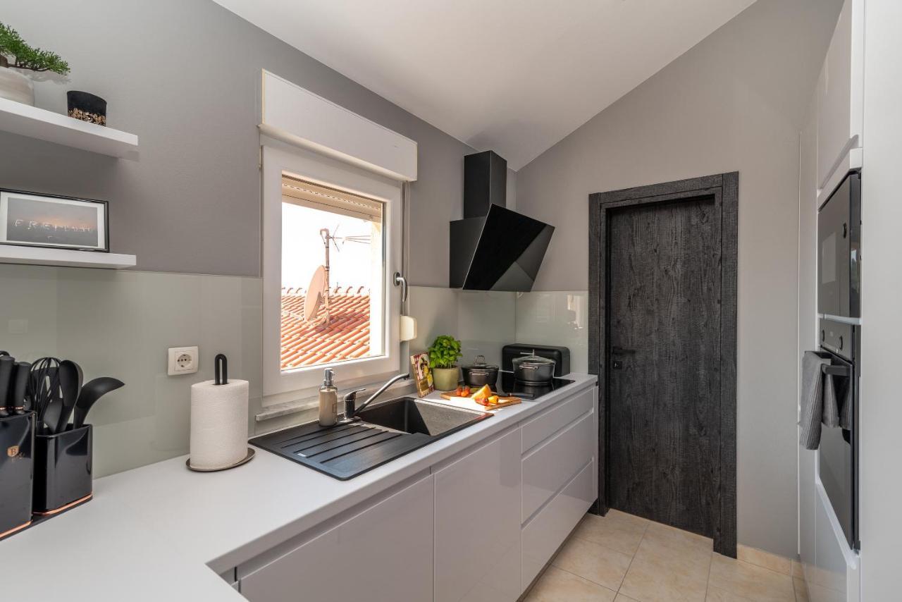 Apartment No. 8 Trogir Kültér fotó