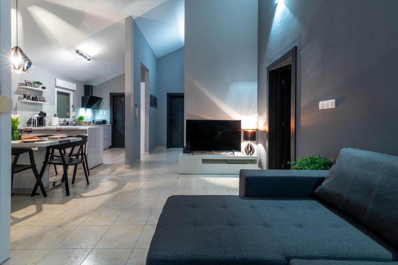 Apartment No. 8 Trogir Kültér fotó