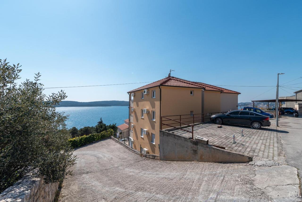 Apartment No. 8 Trogir Kültér fotó