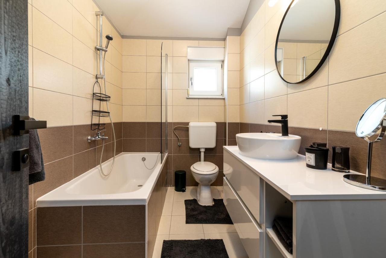 Apartment No. 8 Trogir Kültér fotó